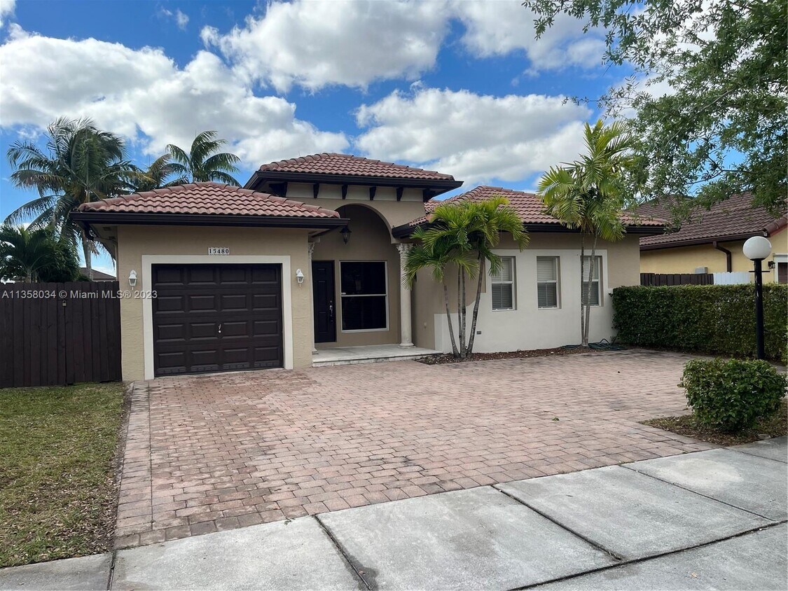 15480 SW 10th St, Miami, FL 33194 House for Rent in Miami, FL