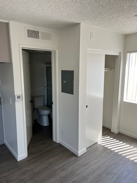 Building Photo - 1809 Berendo N St