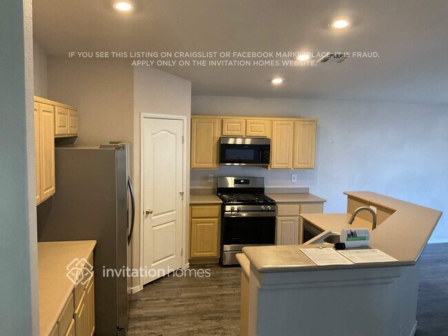 Foto del edificio - 3804 W Ricebird Way