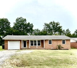 Building Photo - 126 N Crown Point Dr