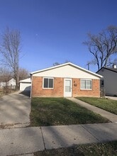 Building Photo - 23812 Columbus Ave