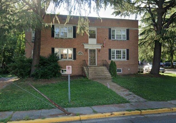 Photo - 751X Hopkins Ave Apartment