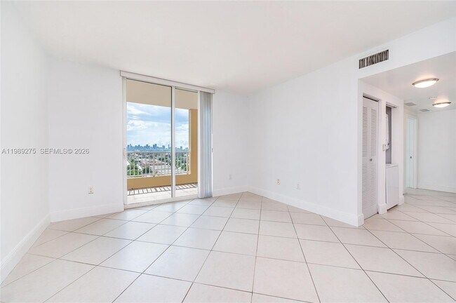 Foto del edificio - 117 NW 42nd Ave