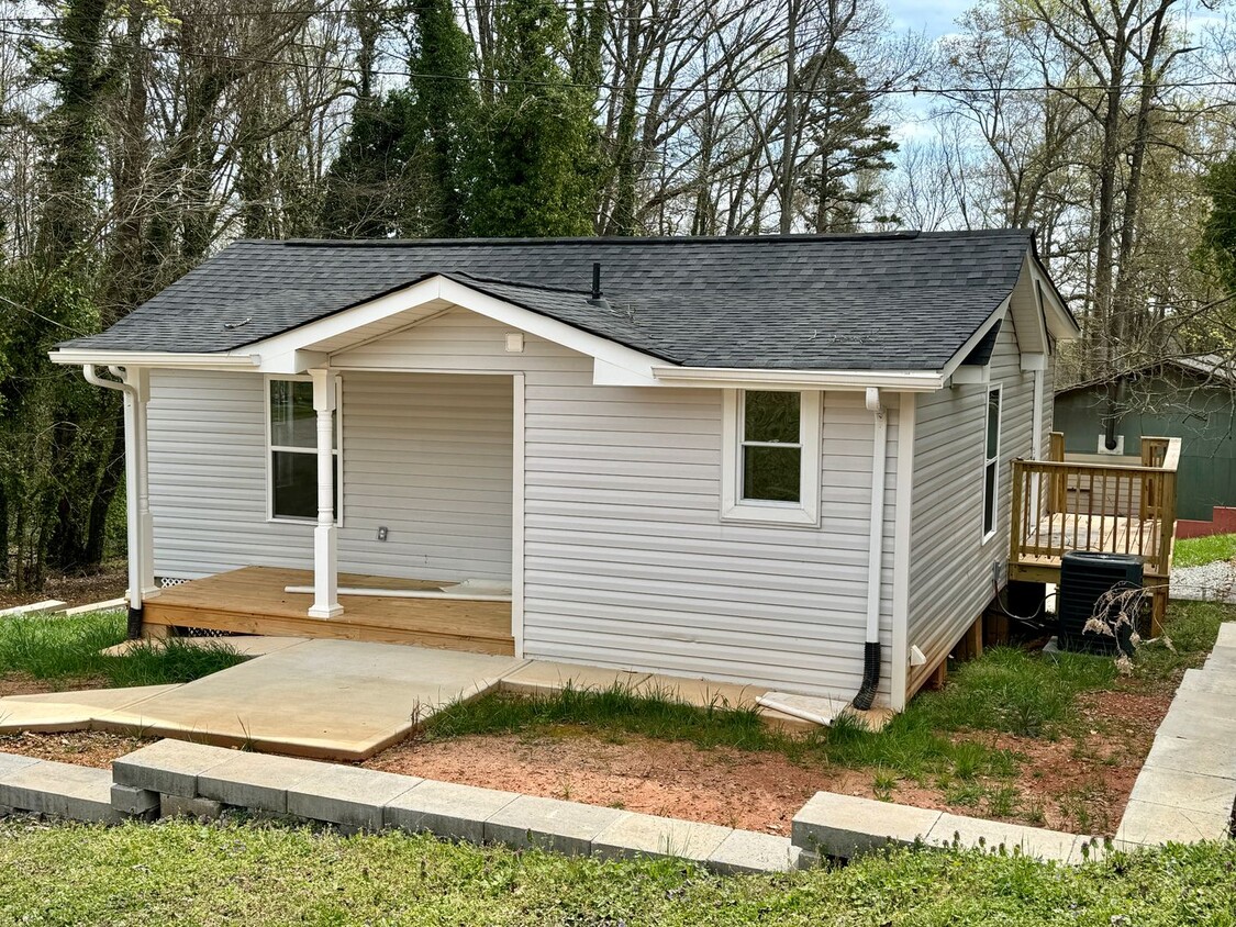 Primary Photo - Just reduced!