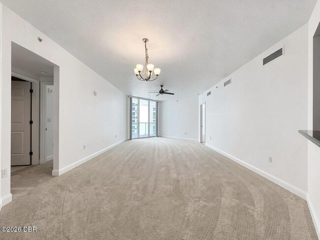 Building Photo - 241 Riverside Dr