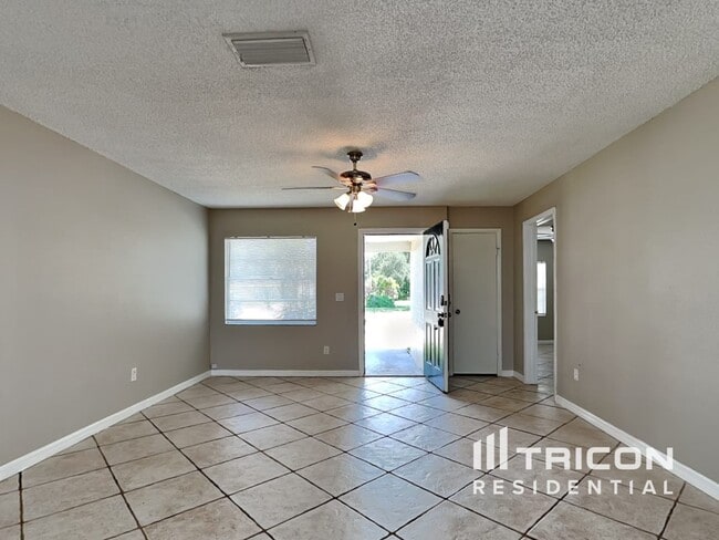 Building Photo - 109 Lentz Road Brandon FL