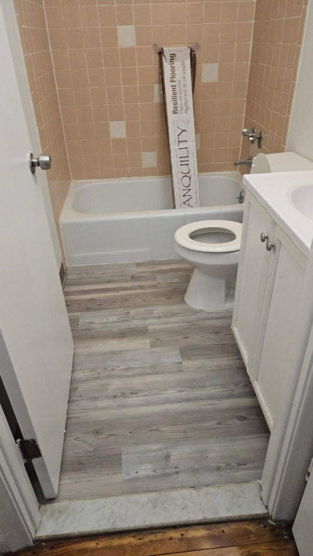 Building Photo - 575 Farmington Ave