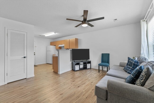 Living Room - 1132 Fielding Dr