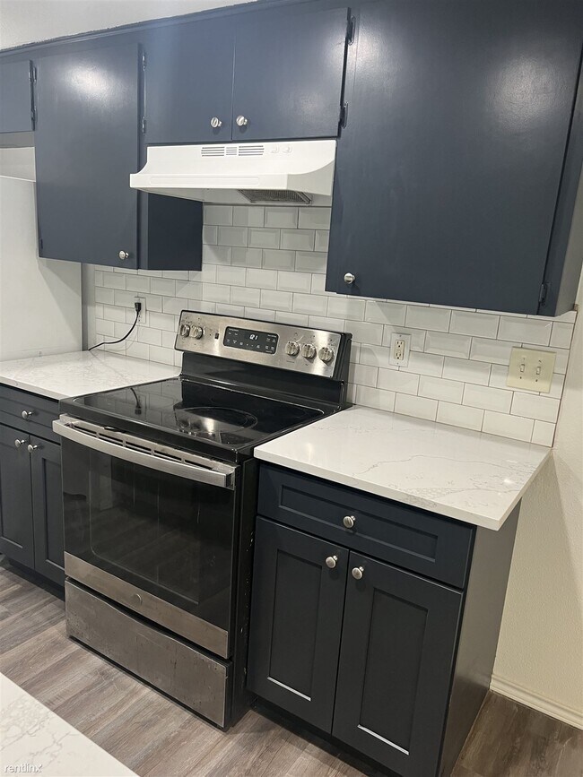 Foto del edificio - 2 br, 1.5 bath 4plex - 3458 Willowrun Drive B