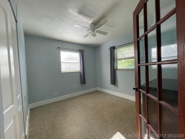 Foto del edificio - 1481 NE 27th St