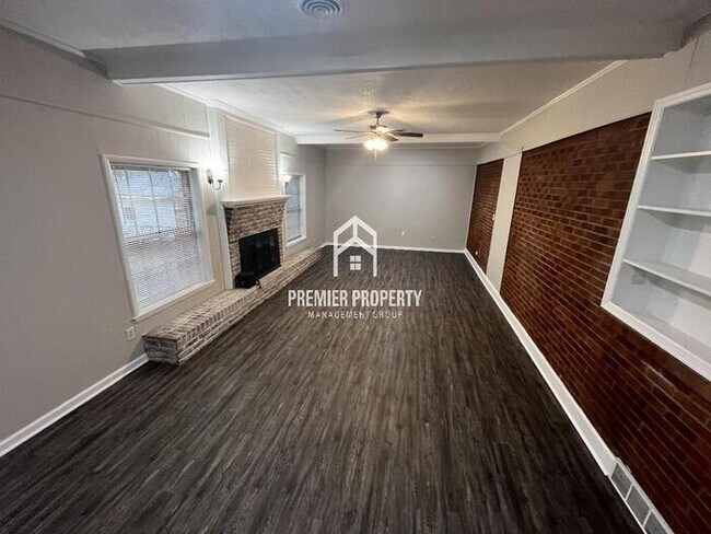 Foto del edificio - 3597 Philsdale - HALF OFF FIRST MONTH'S RENT!