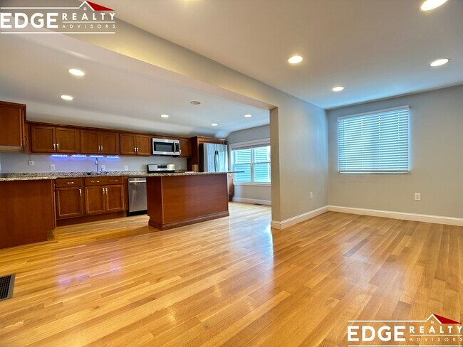 Foto del edificio - 171A Lexington St