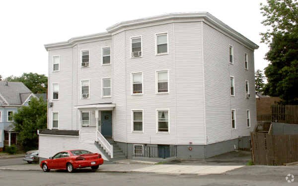 Building Photo - 121 High Rock St