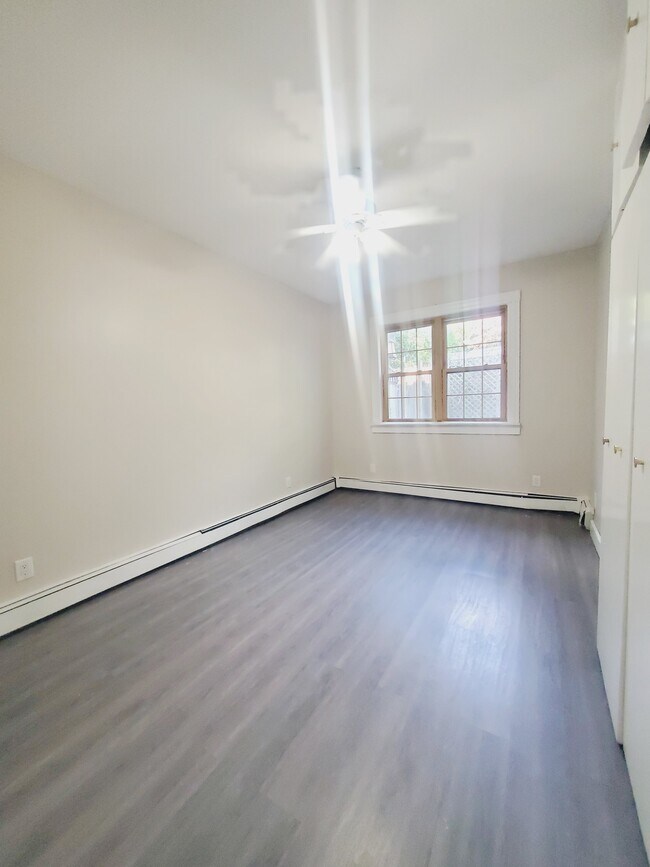 Foto del edificio - 79 E 25th St