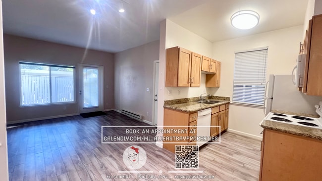 Foto del edificio - Beautiful 1-bedroom condo nestled in gated...