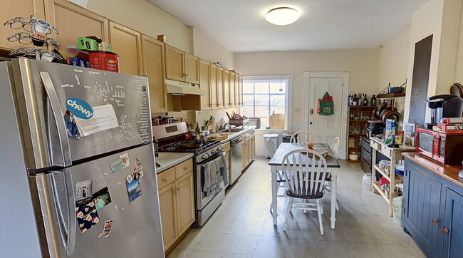 Foto del edificio - 313 Cambridge St