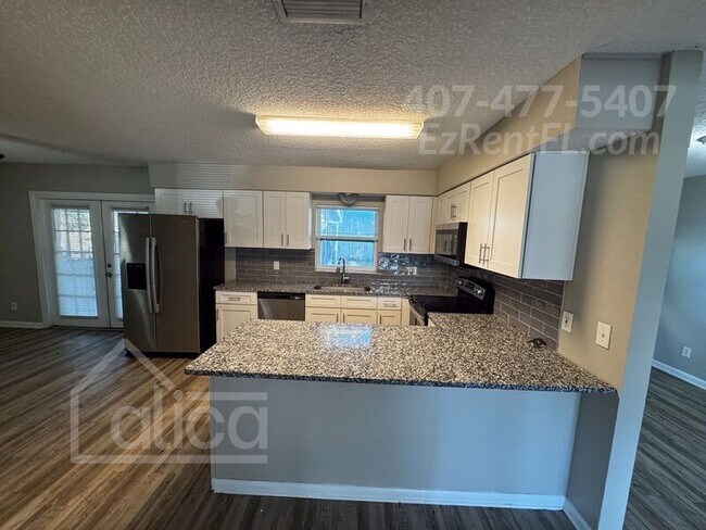 Foto del edificio - 5915 Renault Dr W