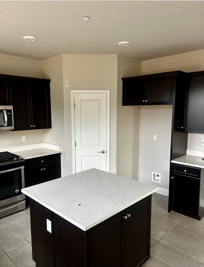 Foto del edificio - Single Family Home