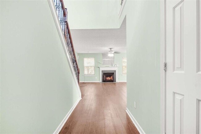Foto del edificio - 1203 Andrews Dr