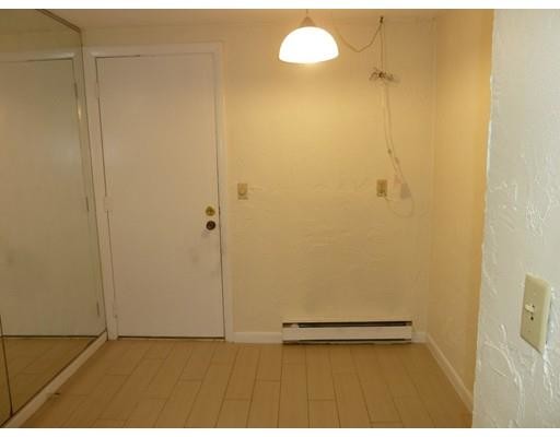 Building Photo - 196 Swanson Rd