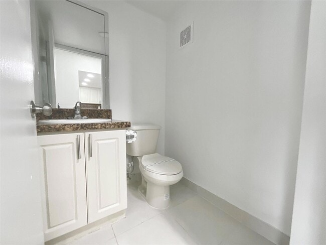 Foto del edificio - 9357 SW 77th Ave