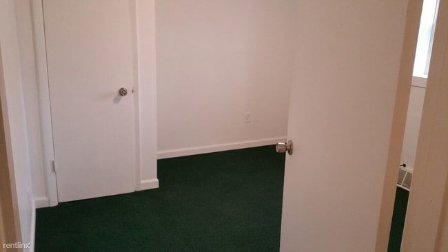 Building Photo - 7466 Delmar Way