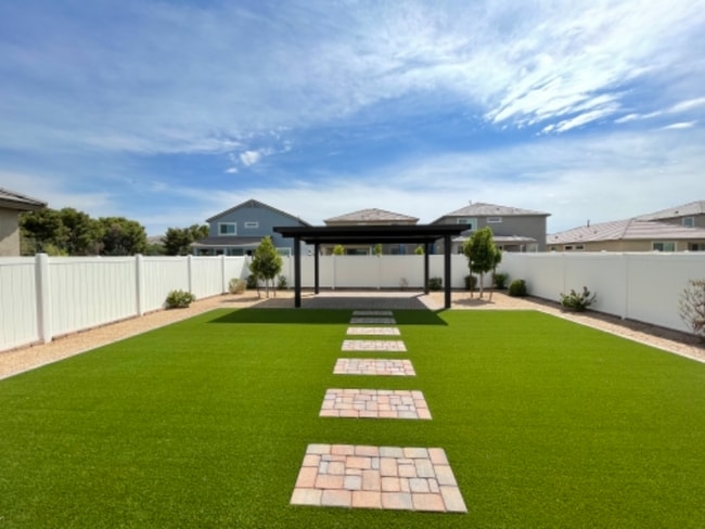 Building Photo - 2437 E Alta Vista Rd