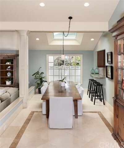 Foto del edificio - 1819 Newport Hills Dr E