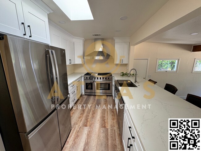 Building Photo - Charming 3-Bedroom Home in Napa – Pet Frie...