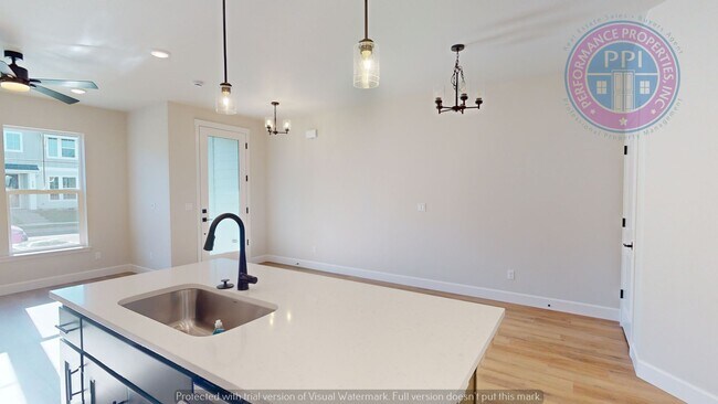 Building Photo - Newer Home in Sought After Reed's Crossing...