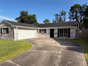 Building Photo - 7603 Grape St