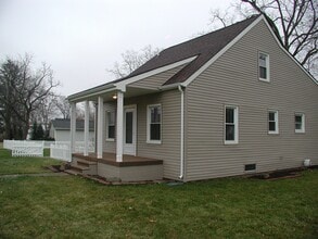 Building Photo - 44179 Grand River Ave