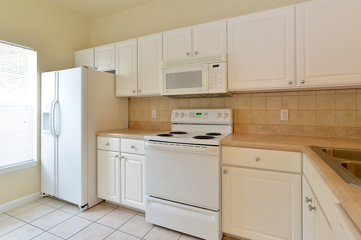 Magnolia Place Townhomes for Rent Gainesville, FL