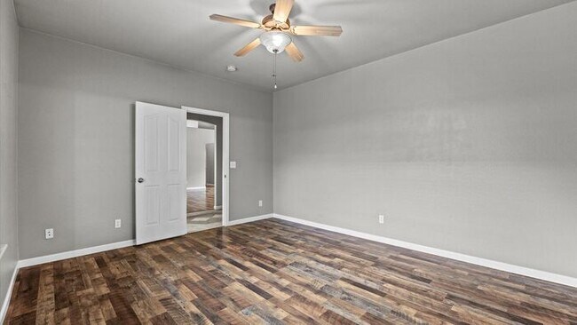 Foto del edificio - Spacious 3-Bed Ranch Home w/ 3-Car Garage & RV Parking In Quiet North Grand Junction Neighborhood