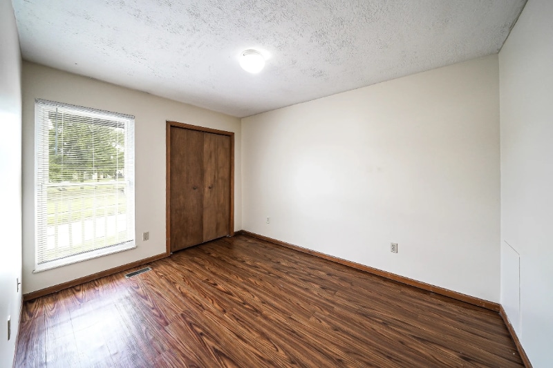 Building Photo - 1519 Whitehall Blvd