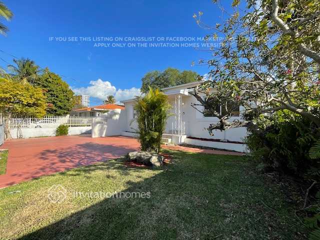 Foto del edificio - 3120 SW 27th St