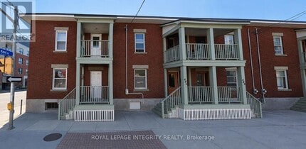Building Photo - 444 Gladstone Ave