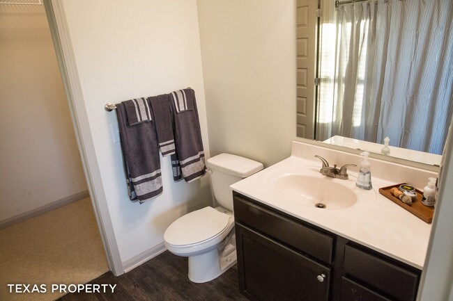 Bathroom Sinks Baton Rouge wildwood of baton rouge rentals - baton rouge, la | apartments Bathroom Sinks Baton Rouge wildwood of baton rouge rentals - baton rouge, la | apartments