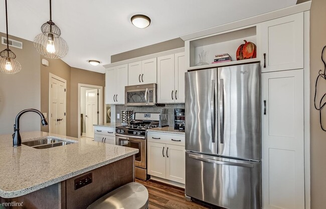 Building Photo - 2 br, 2 bath Condo - 2056 Celadon Drive No...