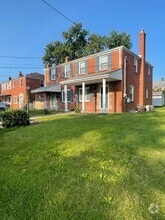 Building Photo - 702 Shadycrest Ct