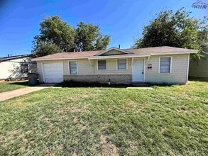 Building Photo - 1425 Harris Ln