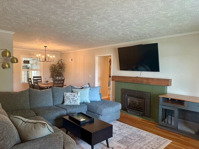 Foto del edificio - Beautiful house...RESERVE NOW FOR AUGUST 1...
