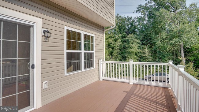 Building Photo - 7561 Stonehouse Run Dr