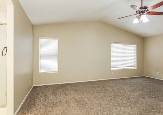 Foto del edificio - 7125 N 28th Ave