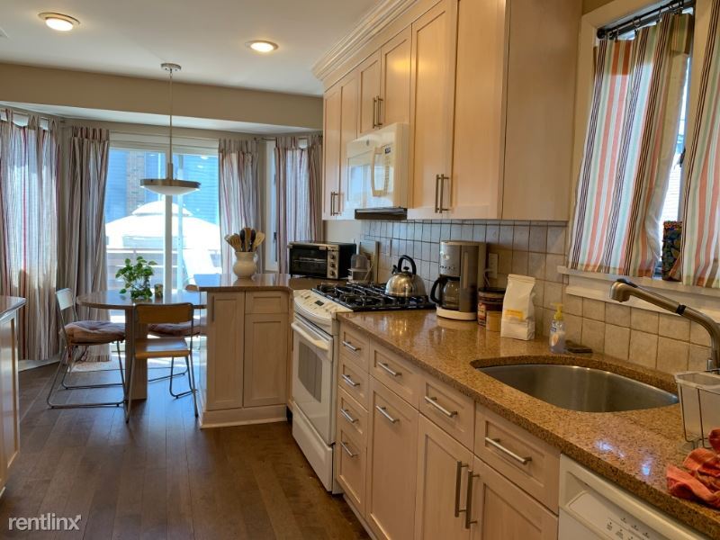Foto principal - 4 br, 3 bath House - 718 E Chester St
