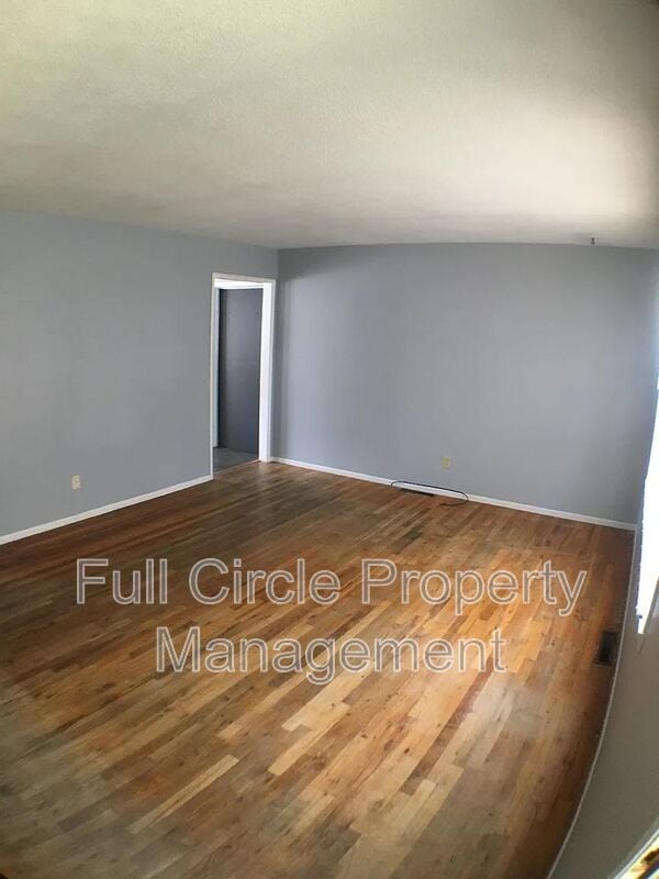 Building Photo - 7419 S 41st Ave