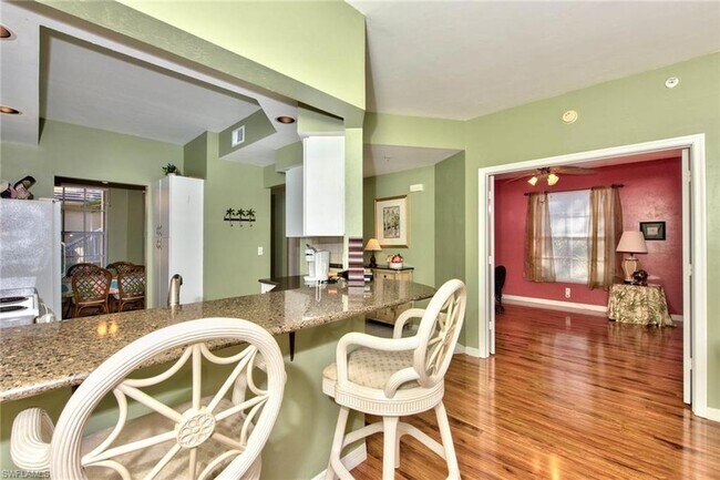 Foto del edificio - 4200 Sawgrass Point Dr