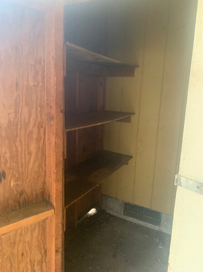 Foto del edificio - 825 Morton Pl