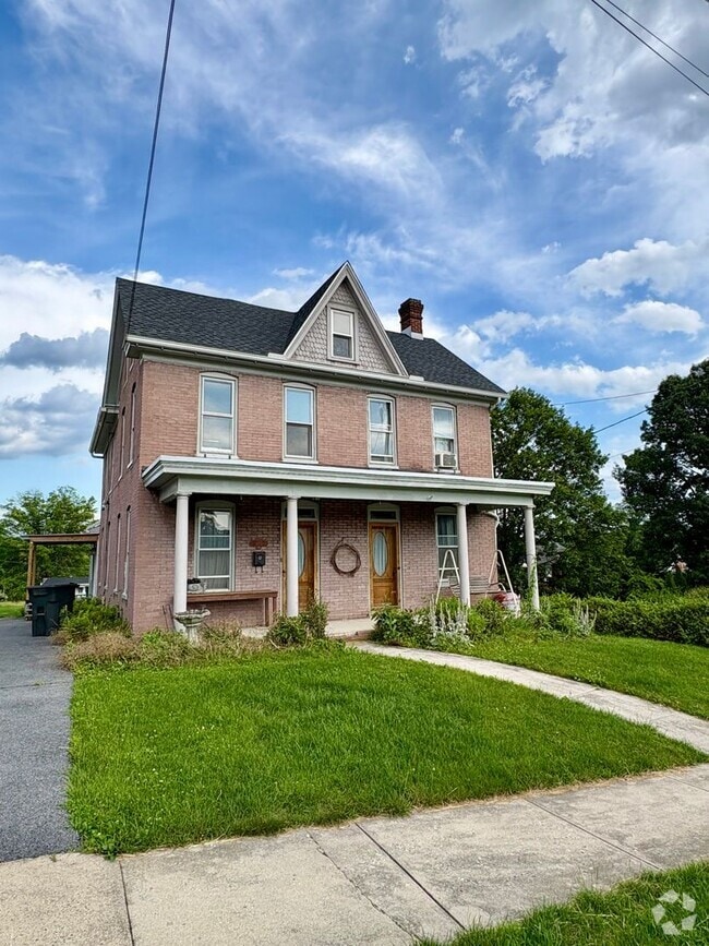 Building Photo - 109 Sunnyside Ave
