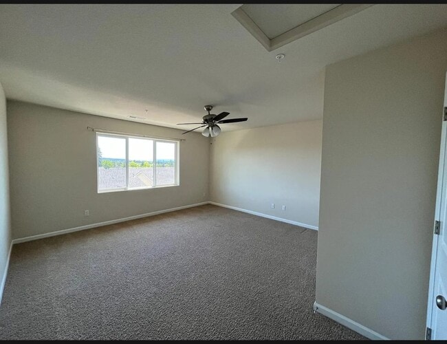 Building Photo - 15626 NW Snowbush Ln